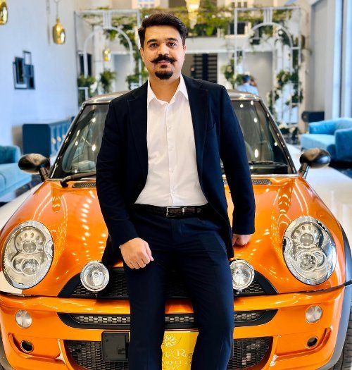 Phone: (+61) 3 8376 6284